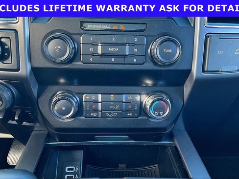 Used 2020 Ford F150 XLT w/ Equipment Group 302A Luxury AWD/4WD image 29