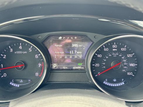 Used 2016 Kia Sedona SX FWD image 45
