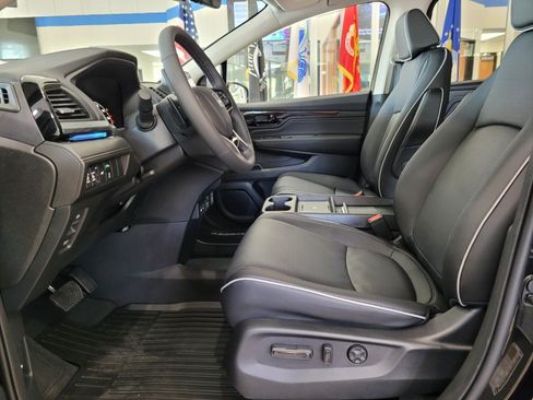 Used 2026 Honda Odyssey Elite image 7