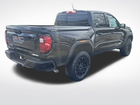 New 2026 GMC Canyon Elevation image 6