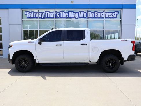 Used 2019 Chevrolet Silverado 1500 LT Trail Boss AWD/4WD image 7