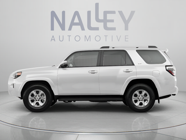 Used 2022 Toyota 4Runner TRD Off-Road Premium w/ Moonroof Package AWD/4WD image 2