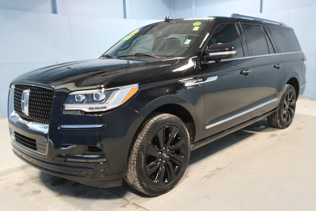 Used 2024 Lincoln Navigator L Reserve AWD/4WD image 30