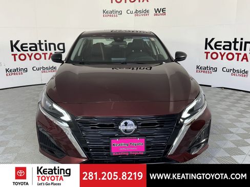 Used 2025 Nissan Altima 2.5 SV image 9