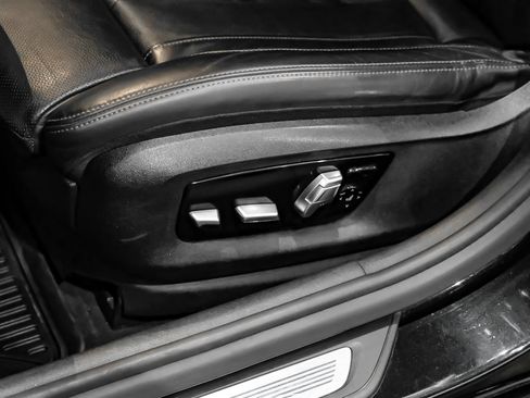 Used 2017 BMW 540i RWD image 34