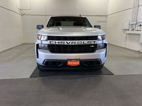 Used 2022 Chevrolet Silverado 1500 Custom w/ Safety Confidence Package AWD/4WD image 2