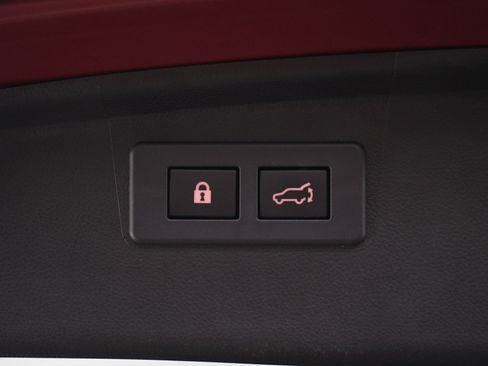 Used 2020 Subaru Outback Limited w/ Popular Package #2 AWD/4WD image 17