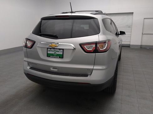 Used 2017 Chevrolet Traverse LT w/ Traveler's Package image 7