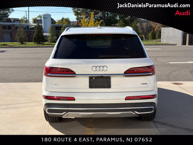 Used 2022 Audi Q7 3.0T Premium Plus w/ Premium Plus Package AWD/4WD image 5