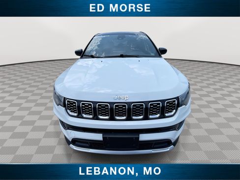 Used 2025 Jeep Compass Limited AWD/4WD image 3
