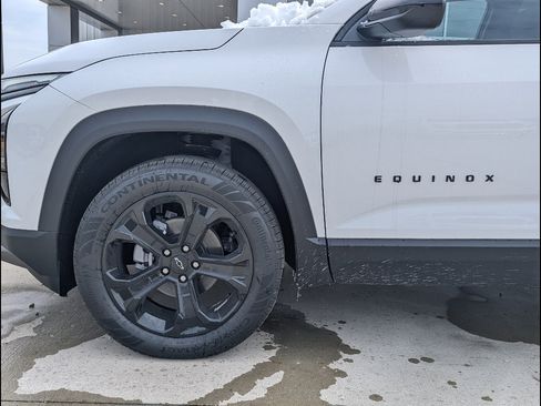 New 2026 Chevrolet Equinox LT w/ Midnight Edition image 10