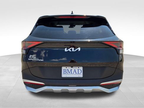 Used 2025 Kia Sportage EX FWD image 13