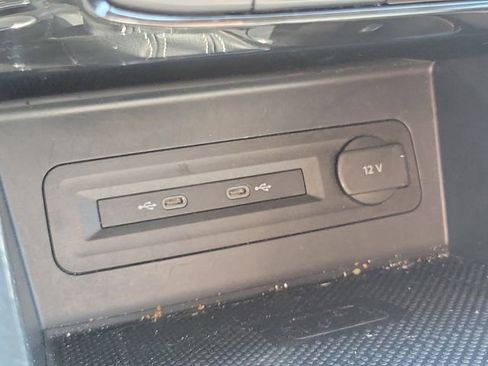 Used 2022 Volkswagen Atlas SE image 16