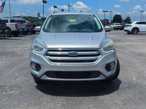 Used 2017 Ford Escape Titanium FWD image 4