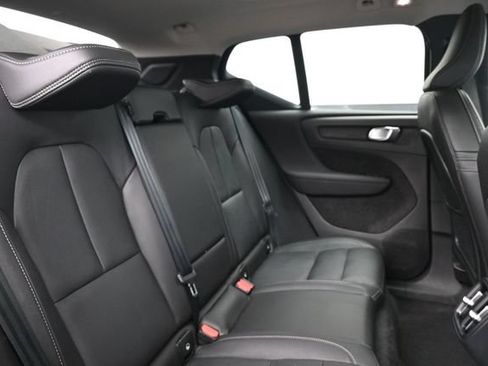 Used 2024 Volvo XC40 B5 Plus w/ Climate Package AWD/4WD image 33