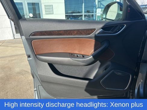 Used 2016 Audi Q3 2.0T Prestige w/ Prestige Package image 16