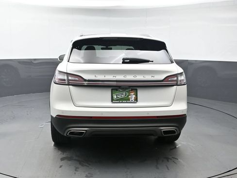 Used 2022 Lincoln Nautilus Reserve w/ Cargo Utility Package AWD/4WD image 5
