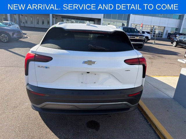 Used 2025 Chevrolet Blazer EV LT AWD/4WD image 9