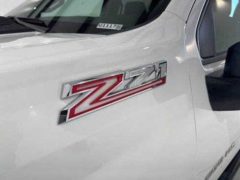 Used 2025 Chevrolet Silverado 2500 Custom w/ Custom Value Package AWD/4WD image 29