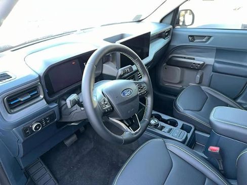 New 2026 Ford Maverick Lobo image 17