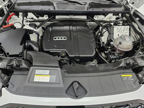Used 2023 Audi Q5 2.0T Premium Plus AWD/4WD image 16