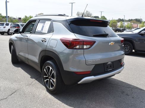 Used 2025 Chevrolet TrailBlazer LT image 7