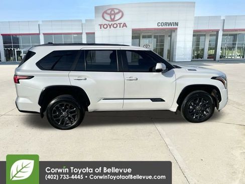 Used 2024 Toyota Sequoia Platinum image 9