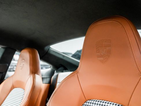 Used 2023 Porsche 911 Sport Classic RWD image 17