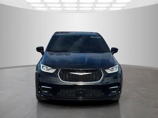New 2026 Chrysler Pacifica Limited FWD video 2