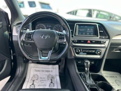 Used 2018 Hyundai Sonata Sport image 11