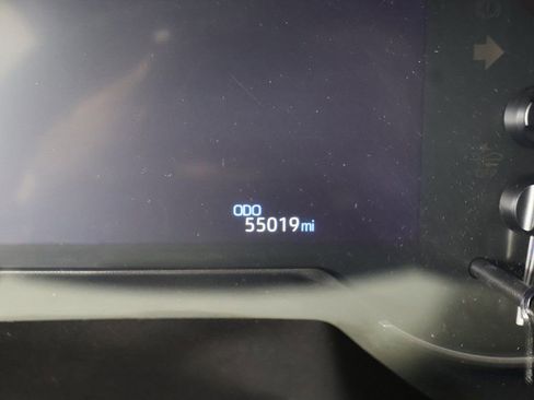 Used 2024 Toyota RAV4 LE AWD/4WD image 27