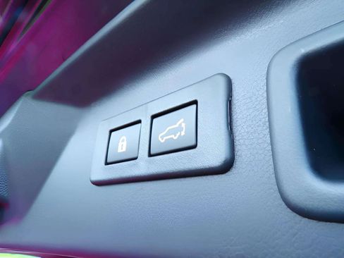 Certified 2026 Subaru Forester Premium AWD/4WD image 9
