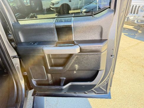 Used 2019 Ford F150 Platinum image 19