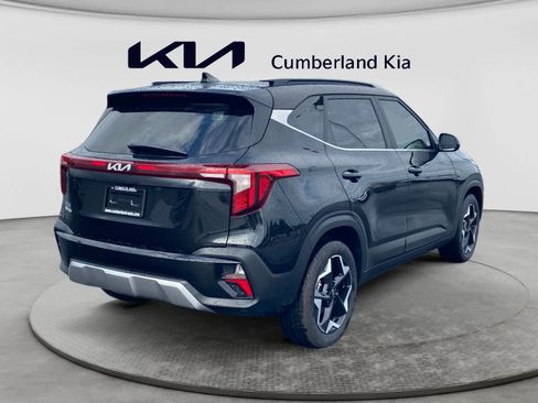 Used 2026 Kia Seltos EX FWD image 5