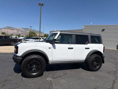 Used 2022 Ford Bronco Wildtrak AWD/4WD image 12