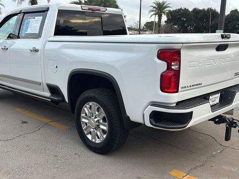 Certified 2024 Chevrolet Silverado 2500 High Country w/ Technology Package image 5