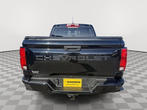 Used 2024 Chevrolet Colorado Z71 w/ Z71 Convenience Package 2 AWD/4WD image 6