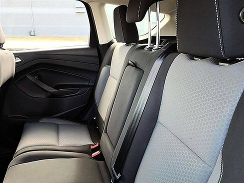 Used 2018 Ford Escape SE FWD image 19