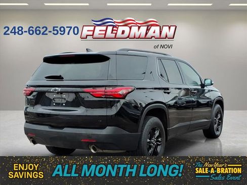 Used 2023 Chevrolet Traverse LT image 6