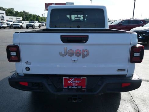 Used 2021 Jeep Gladiator Overland w/ Popular Equipment Package AWD/4WD image 6