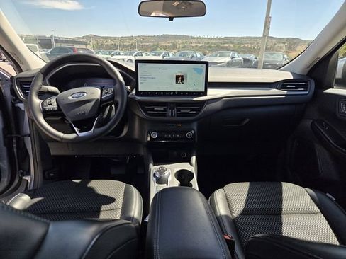 Used 2024 Ford Escape SE FWD image 13