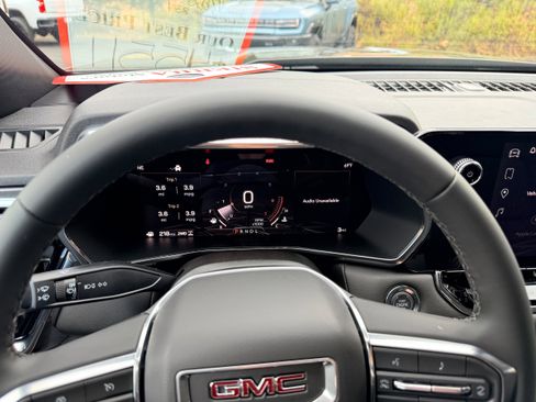 New 2026 GMC Canyon Elevation w/ Convenience Package image 13