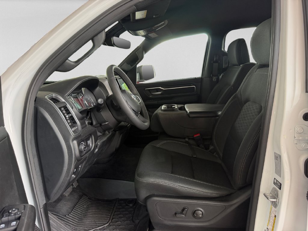 Used 2025 RAM 1500 Big Horn AWD/4WD image 22