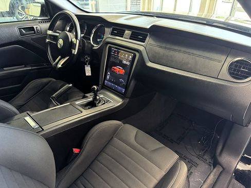 Used 2013 Ford Mustang GT image 21