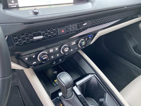 Used 2023 Honda Accord Touring image 40