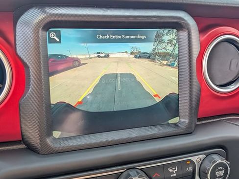 Used 2020 Jeep Gladiator Rubicon AWD/4WD image 21