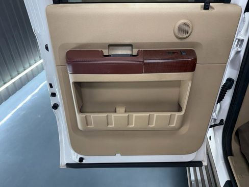 Used 2013 Ford F250 King Ranch w/ FX4 Off Road Pkg image 21