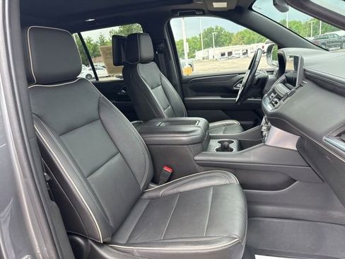 Used 2021 GMC Yukon SLT w/ SLT Luxury Plus Package AWD/4WD image 9