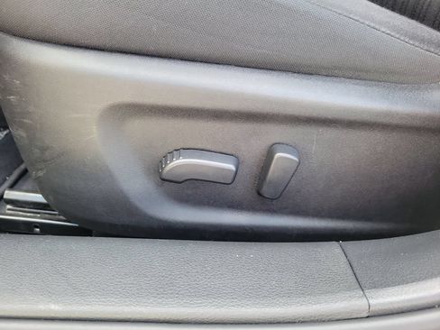 Used 2025 Nissan Altima 2.5 SV FWD image 17