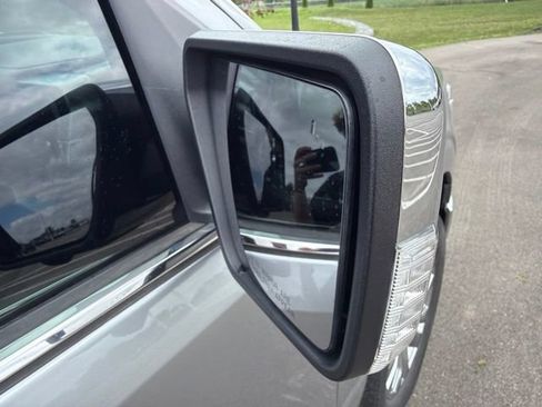 Used 2024 Ford F150 Lariat w/ Tow/Haul Package AWD/4WD image 7